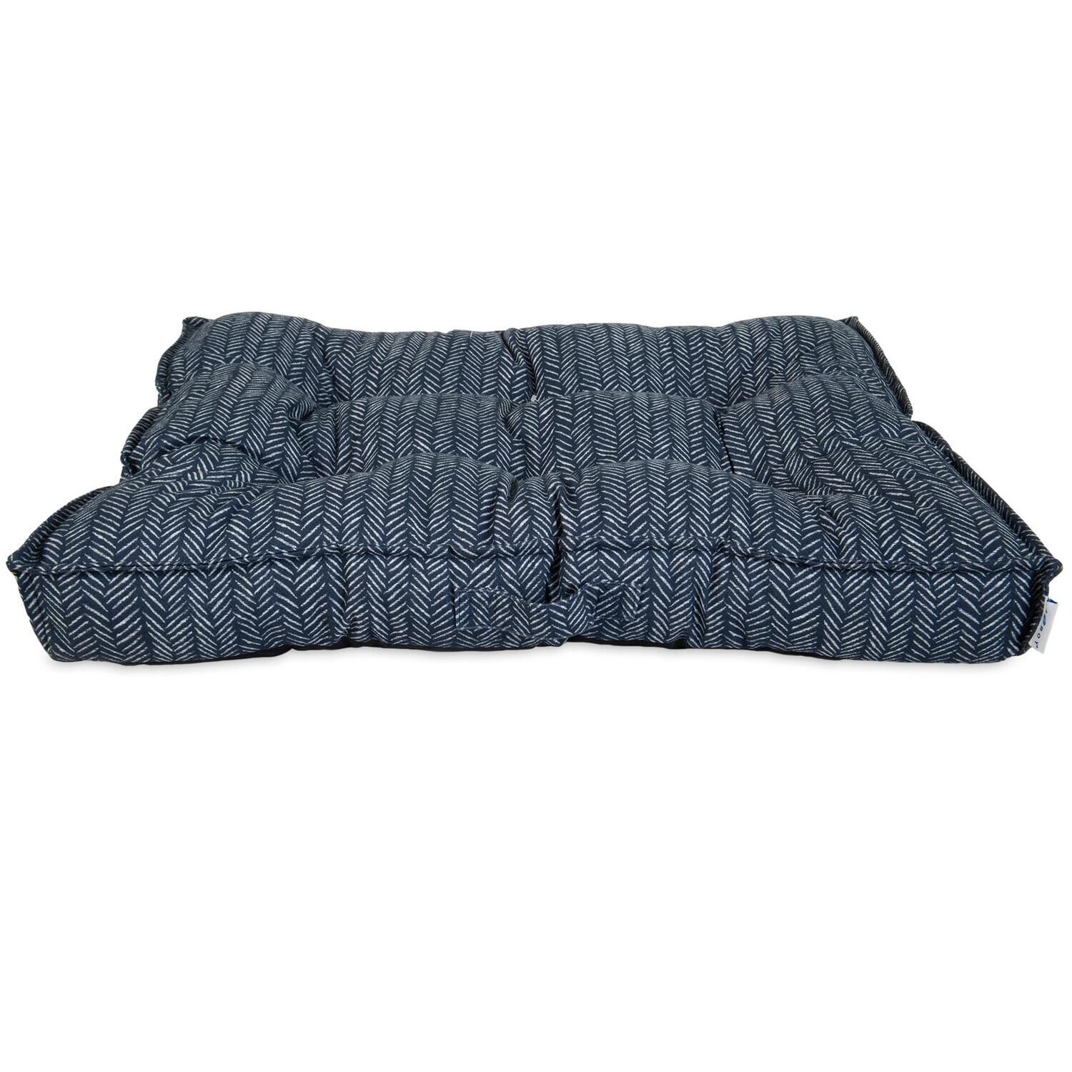 Lazboy Izzy Indoor/Outdoor Dog Bed, 36X30" - Navy